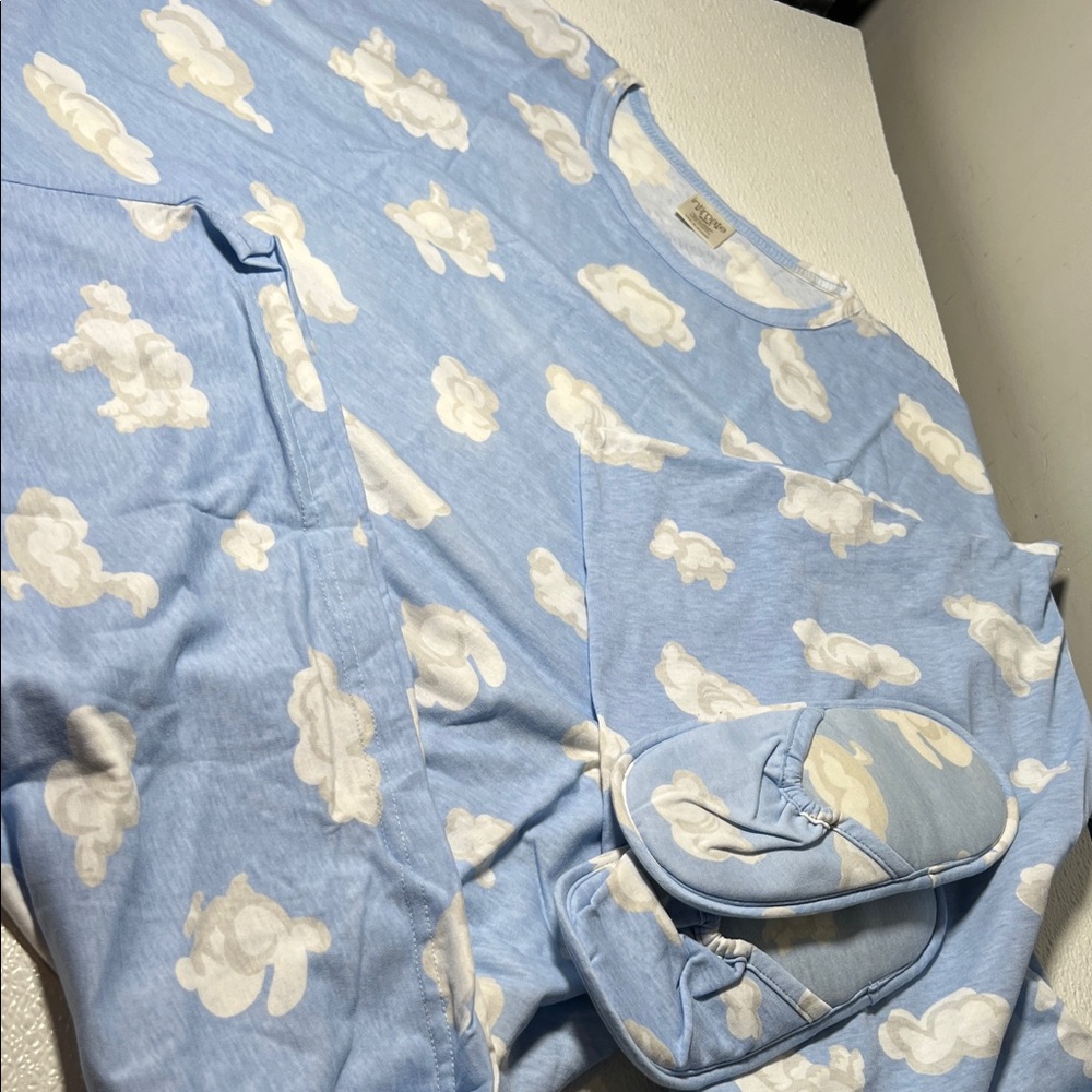 Intimate Blue Cloud Nightshirt Slippers and Bag Set Missy New no Tags
